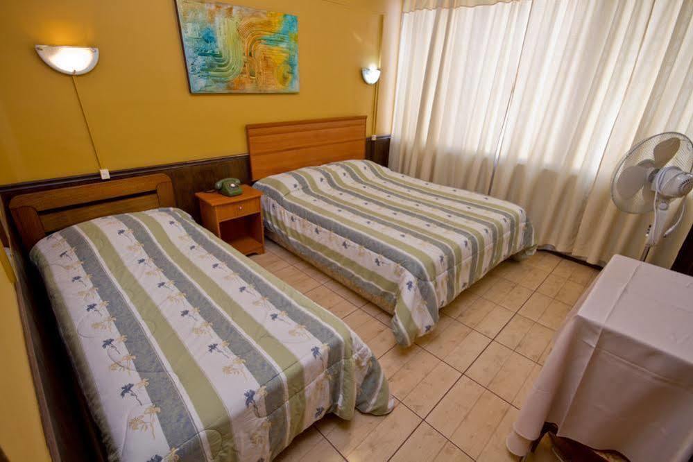 Hotel Intillanka Икике Экстерьер фото