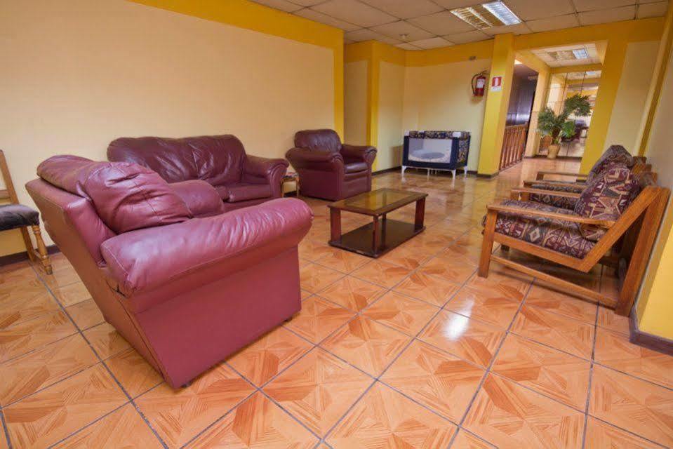 Hotel Intillanka Икике Экстерьер фото